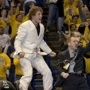 09NCAAFinals9333