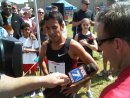 Leo Manzano talks to news after record
