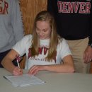 Rachel Fielitz Signs with University of Denver